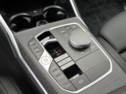 New 2026 BMW 330i Sedan w/ M Sport Package image 25