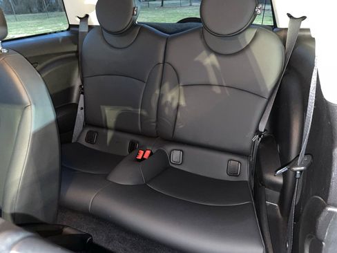Used 2013 MINI Cooper Hardtop image 16