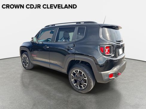 Used 2023 Jeep Renegade Trailhawk image 6