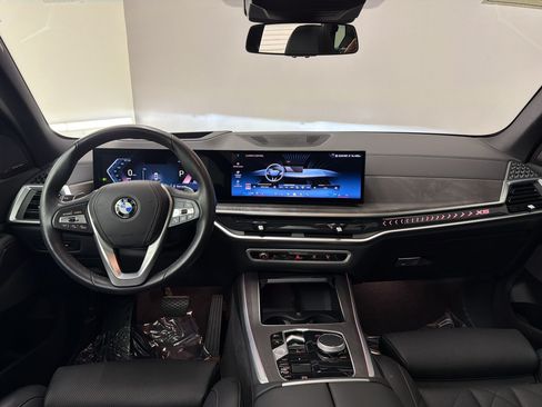 Used 2024 BMW X5 xDrive40i w/ Premium Package AWD/4WD image 16