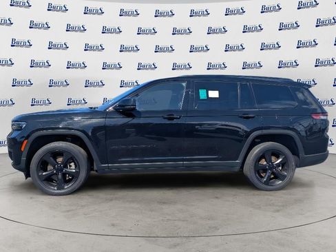 Used 2023 Jeep Grand Cherokee L Laredo AWD/4WD image 5