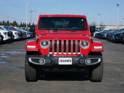 Used 2023 Jeep Wrangler Unlimited Sahara AWD/4WD image 2