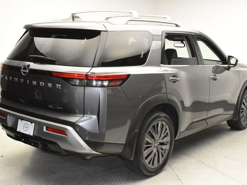 Used 2022 Nissan Pathfinder SL w/ SL Premium Package AWD/4WD image 5