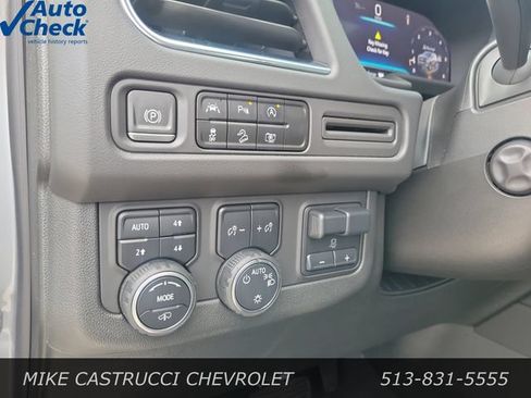 Used 2023 Chevrolet Tahoe Z71 w/ Z71 Off-Road Package AWD/4WD image 22