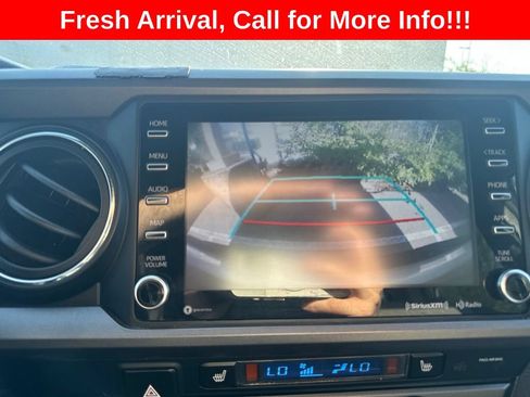 Used 2020 Toyota Tacoma TRD Off-Road w/ Technology Package AWD/4WD image 6