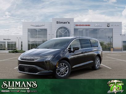 New 2027 Chrysler Pacifica Select