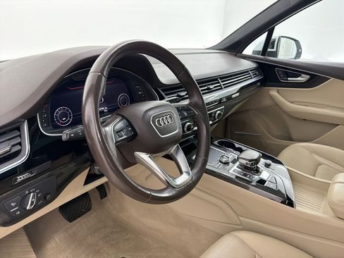 Used 2018 Audi Q7 3.0T Premium Plus w/ Premium Plus Package AWD/4WD image 4