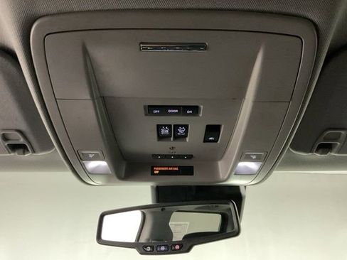 Certified 2017 Chevrolet Silverado 1500 High Country image 21