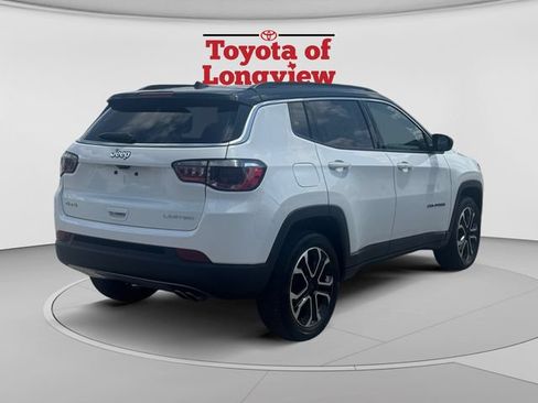 Used 2022 Jeep Compass Limited AWD/4WD image 5