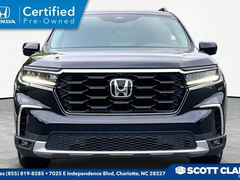 Certified 2025 Honda Pilot Elite image 2
