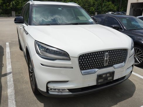 Used 2021 Lincoln Aviator Reserve w/ Equipment Group 201A RWD image 2