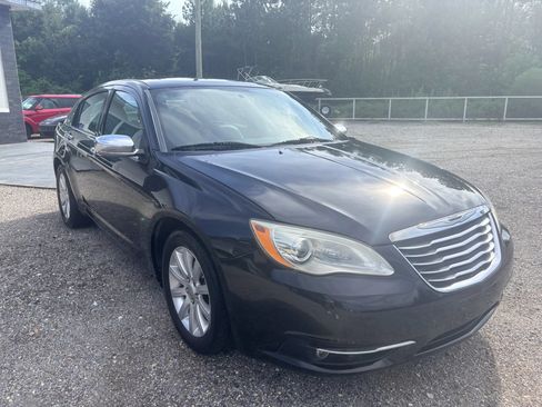 Used 2014 Chrysler 200 Limited FWD image 7