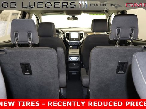 Used 2019 GMC Acadia SLE image 34