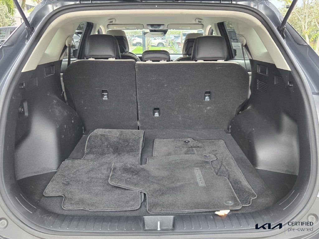 Certified 2023 Kia Sportage EX FWD image 14