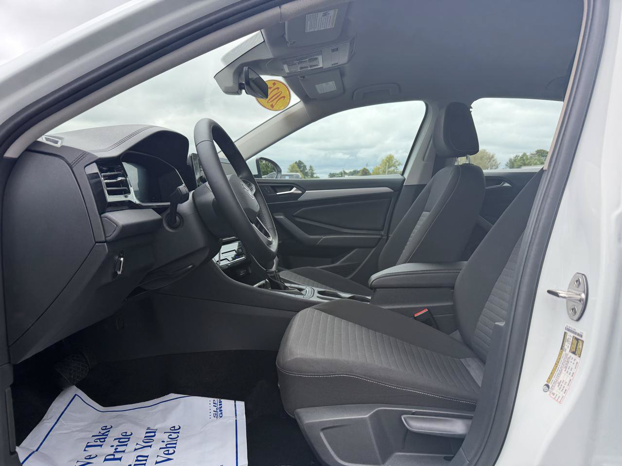 Used 2025 Volkswagen Jetta S FWD image 13