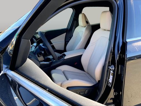 New 2026 BMW X3 xDrive30i AWD/4WD image 9