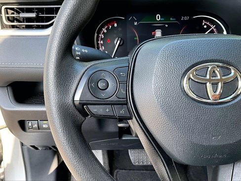Used 2024 Toyota RAV4 LE image 10