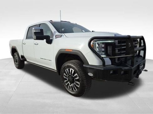 Used 2022 GMC Sierra 2500 Denali w/ Denali Ultimate Package image 1