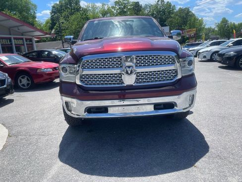Used 2018 RAM 1500 Laramie w/ Convenience Group image 8