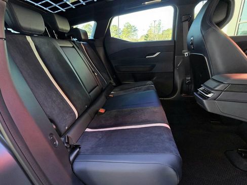 Used 2023 Fisker Ocean Extreme image 17