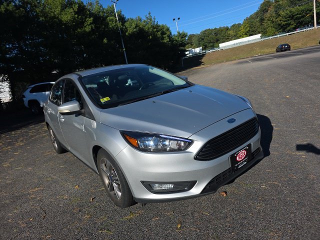 Used 2017 Ford Focus SE w/ SE Winter Package FWD image 1