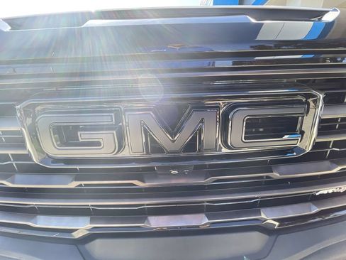 Certified 2023 GMC Sierra 1500 AT4X w/ AT4X AEV Edition AWD/4WD image 33