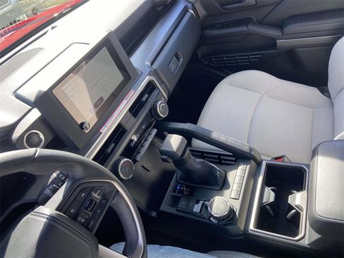 Used 2025 Toyota 4Runner SR5 image 26