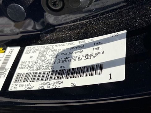 Used 2025 Toyota Sequoia Platinum w/ TRD Off-Road Package AWD/4WD image 13