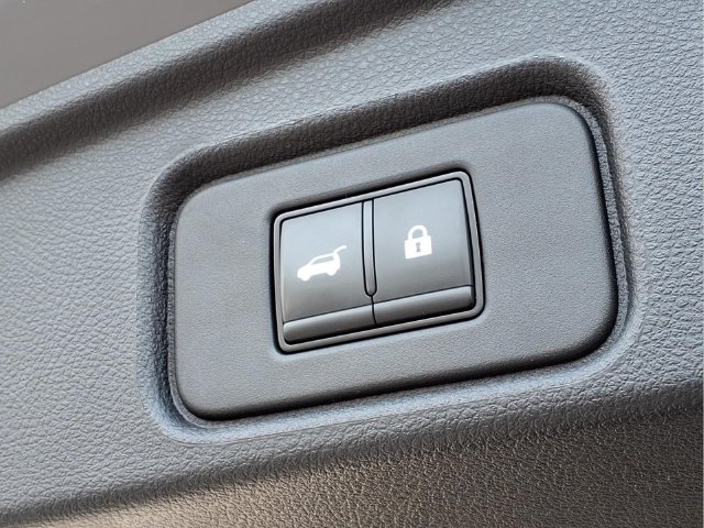 Used 2024 Nissan Pathfinder SL AWD/4WD image 23