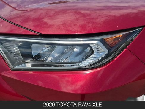 Used 2020 Toyota RAV4 XLE w/ All Weather Liner Package FWD image 10