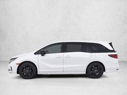 Used 2024 Honda Odyssey Sport image 4