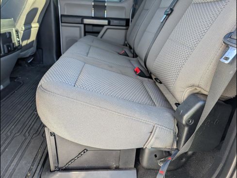 Used 2020 Ford F250 XLT w/ FX4 Off-Road Package image 12