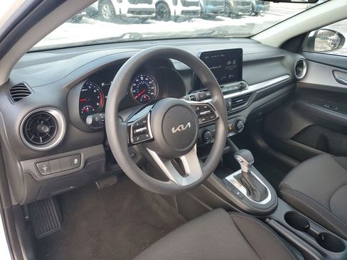 Certified 2024 Kia Forte LXS image 10