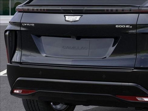 New 2026 Cadillac Lyriq Premium Sport image 14
