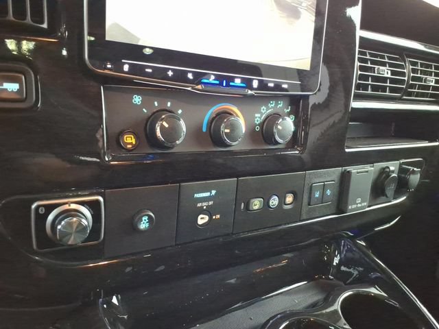 Used 2026 GMC Savana 2500 w/ Driver Convenience Package RWD image 32
