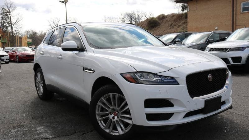 Used 2018 Jaguar F-PACE Prestige AWD/4WD image 3