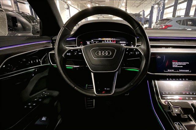 Used 2023 Audi S8 AWD/4WD image 5