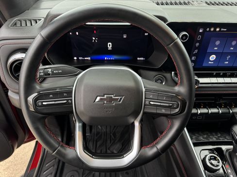 Used 2024 Chevrolet Colorado Z71 w/ Safety Package image 18