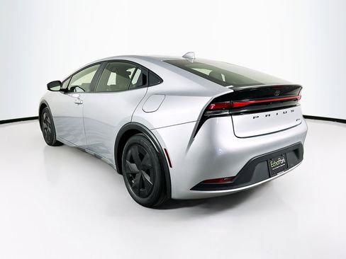 Used 2024 Toyota Prius LE image 5