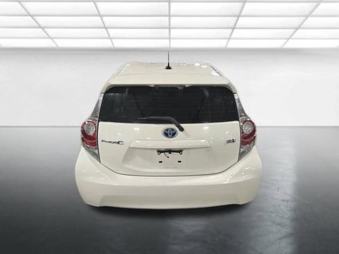 Used 2012 Toyota Prius C Three image 5