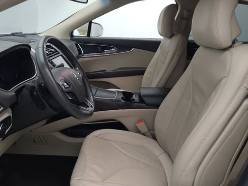 Used 2017 Lincoln MKX Reserve w/ Cargo Utility Package FWD image 17