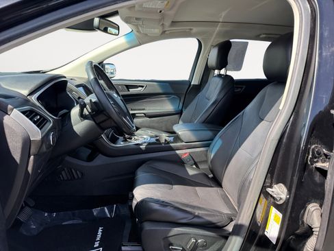Used 2016 Ford Edge Titanium image 10