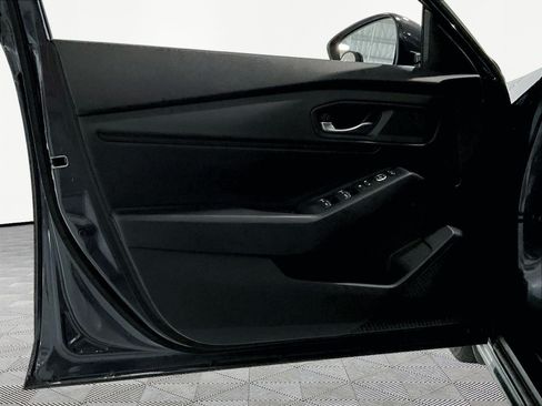 Used 2024 Honda Accord EX image 19