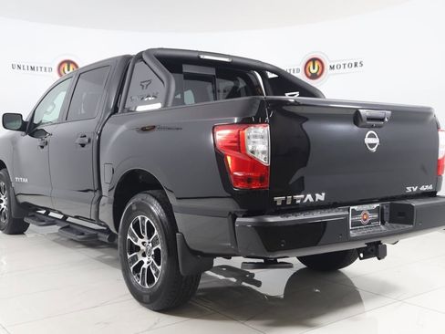 Used 2023 Nissan Titan SV w/ Accessory Utility Package image 4