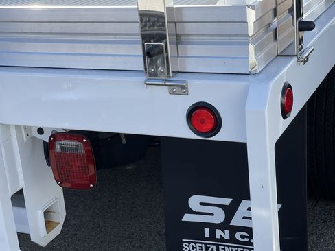 New 2025 Ford F550 2WD Regular Cab Super Duty image 9