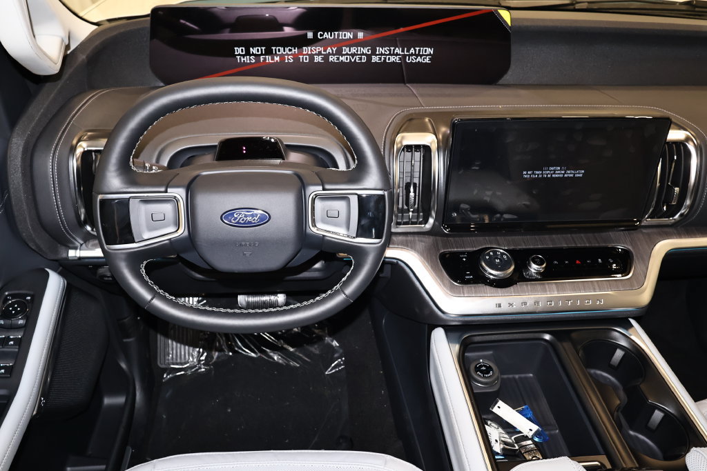 New 2026 Ford Expedition Max Platinum w/ Platinum Ultimate Package AWD/4WD image 23