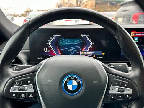 Used 2024 BMW i4 xDrive40i image 24