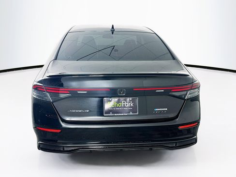 Used 2023 Honda Accord Sport image 7