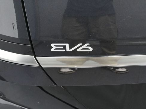 New 2025 Kia EV6 Wind AWD/4WD image 11