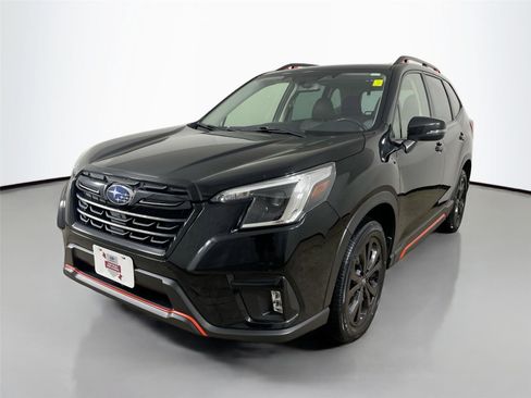 Used 2023 Subaru Forester Sport image 4